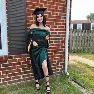 Meet your Posher, Abigail